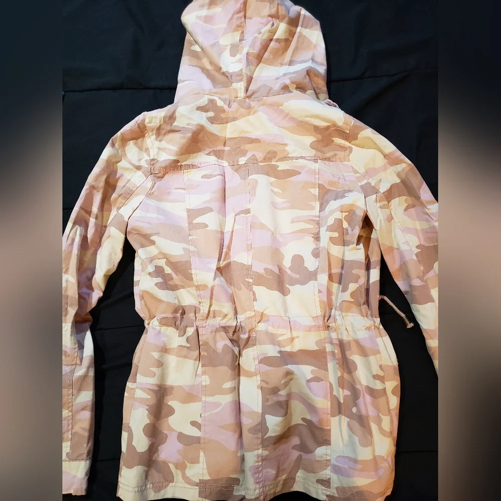 New look • size small • womens pink camo jacket - Picture 5 of 8